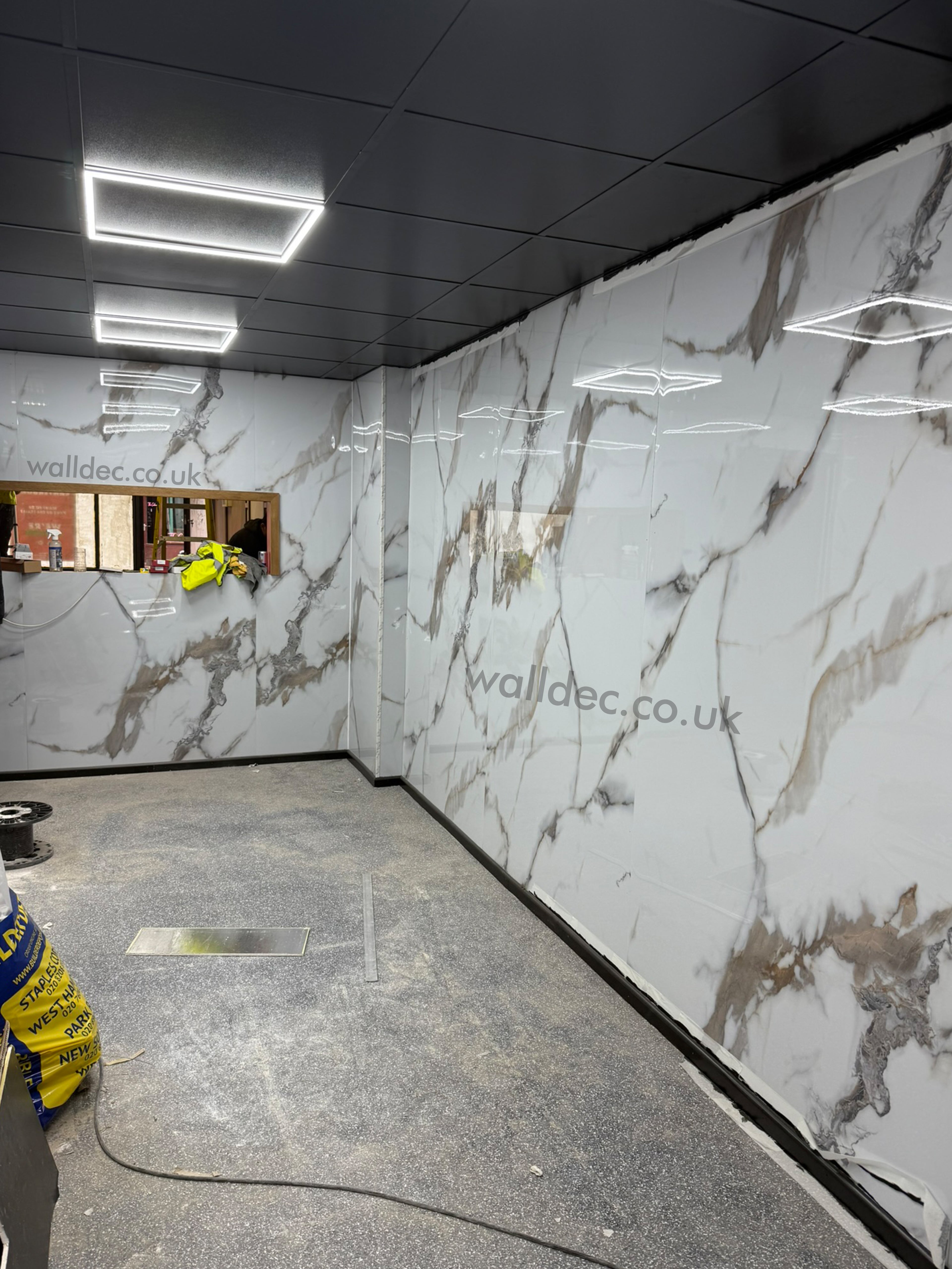 Mocha White PVC Marble Effect Wall Panel (244 x 122 cm)